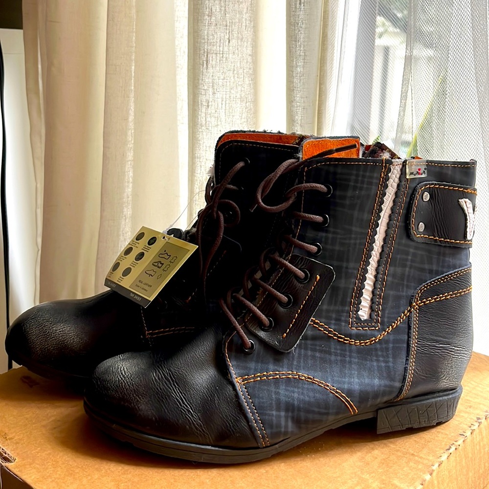 TMA EYES Black & Blue Plaid Faux Fur Lined Leather Winter Combat Boots 40